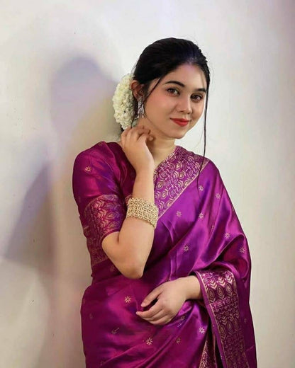 ❤️ সিল্কের শাড়ি ❤️