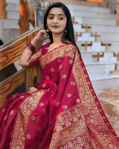 ❤️ সিল্কের শাড়ি ❤️