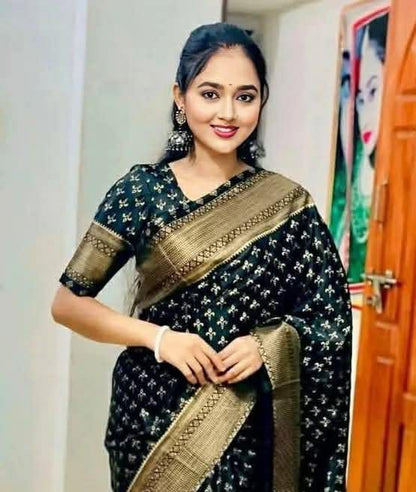 ❤️ সিল্কের শাড়ি ❤️