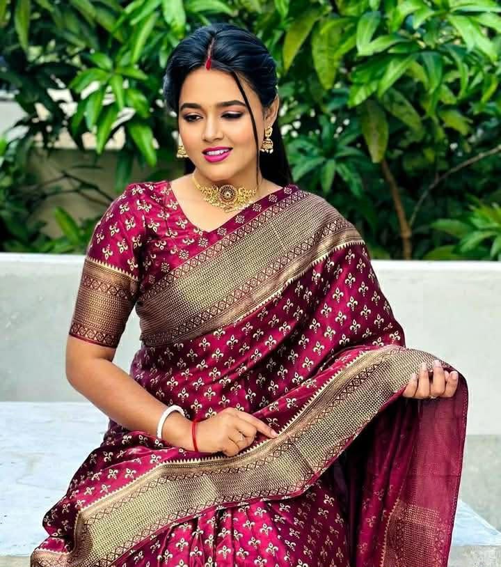 ❤️ সিল্কের শাড়ি ❤️