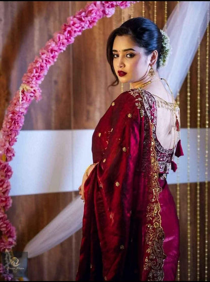 নবরূপা শাড়ি✨